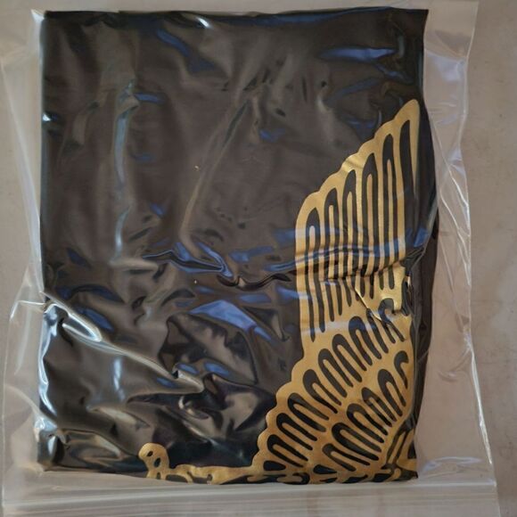 Boy London Oversized OS Unisex Batwing Tee Gold & Black - Picture 15 of 16